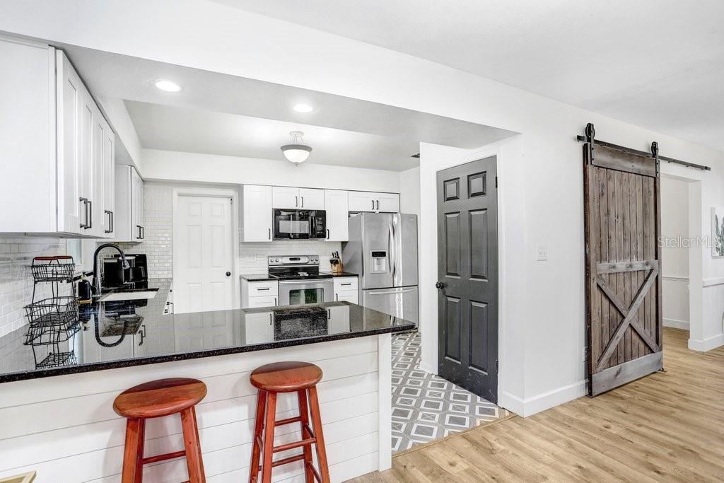 CRESTWOOD ESTATES UNIT 1 - Residential