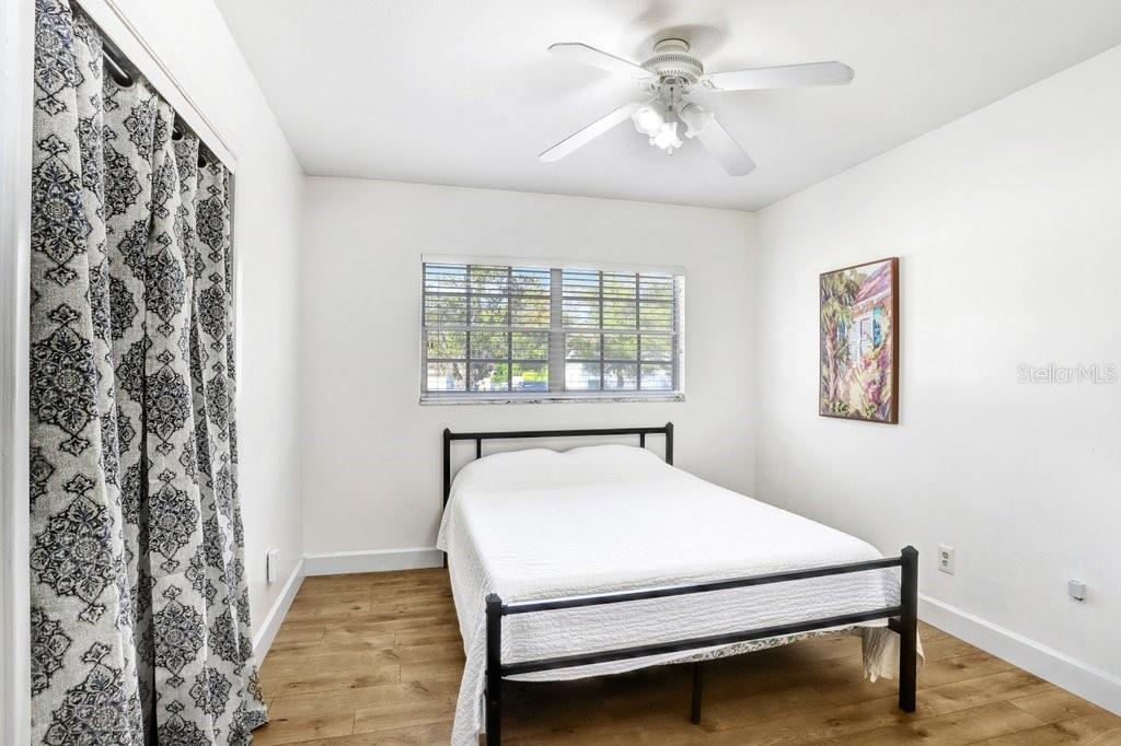 CRESTWOOD ESTATES UNIT 1 - Residential