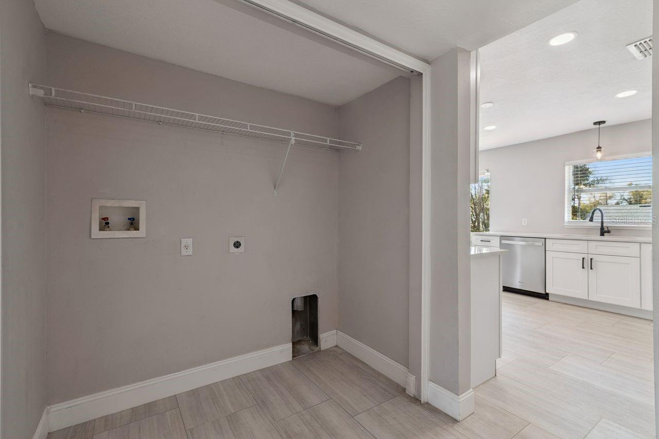 DELTONA LAKES UNIT 53 - Residential