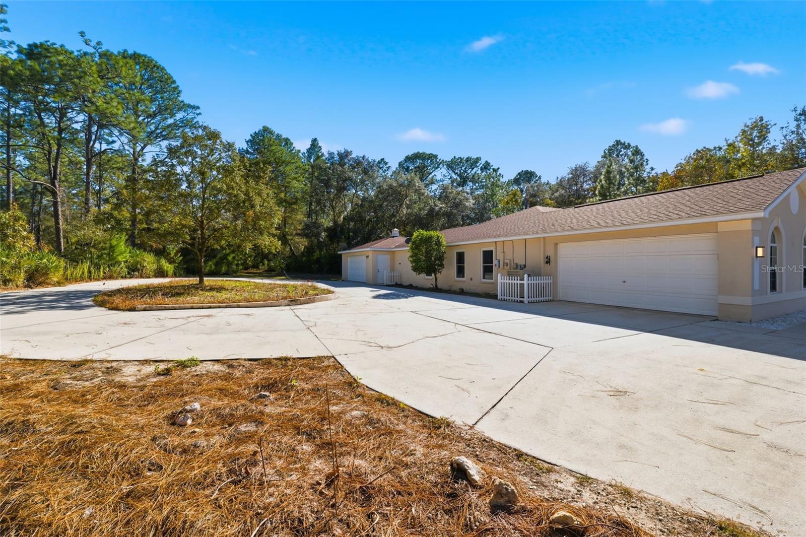 PINE RIDGE UNIT 01 - Residential