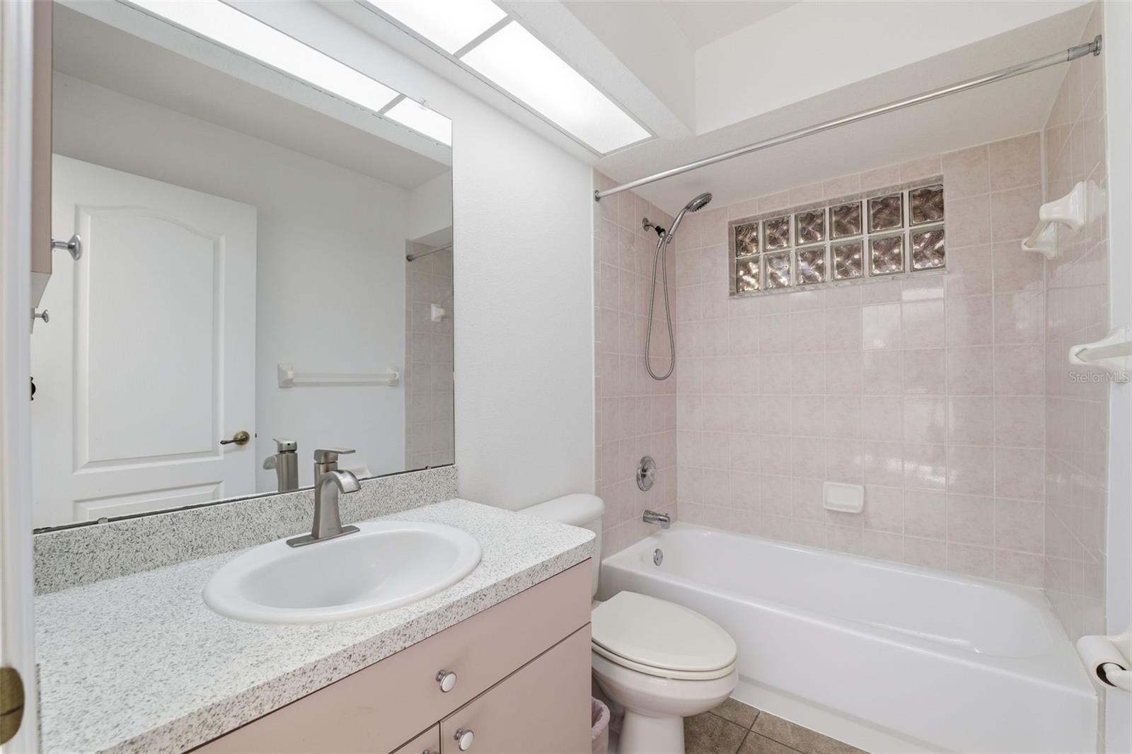 PINE RIDGE UNIT 01 - Residential