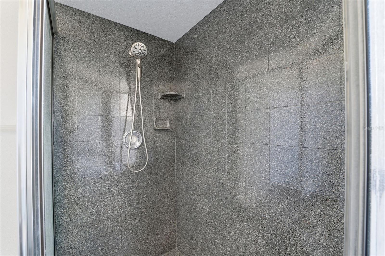 PINE RIDGE UNIT 01 - Residential