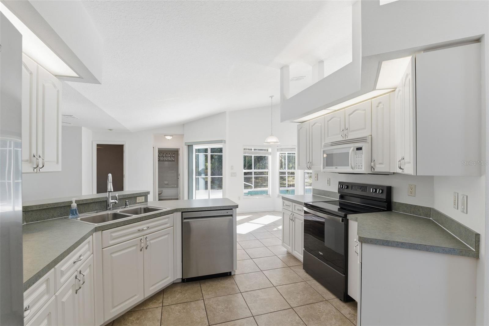 PINE RIDGE UNIT 01 - Residential