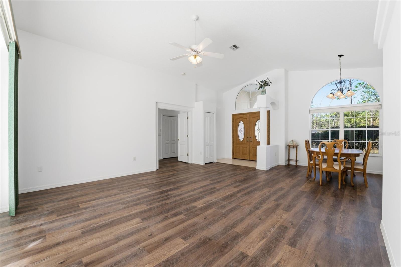 PINE RIDGE UNIT 01 - Residential