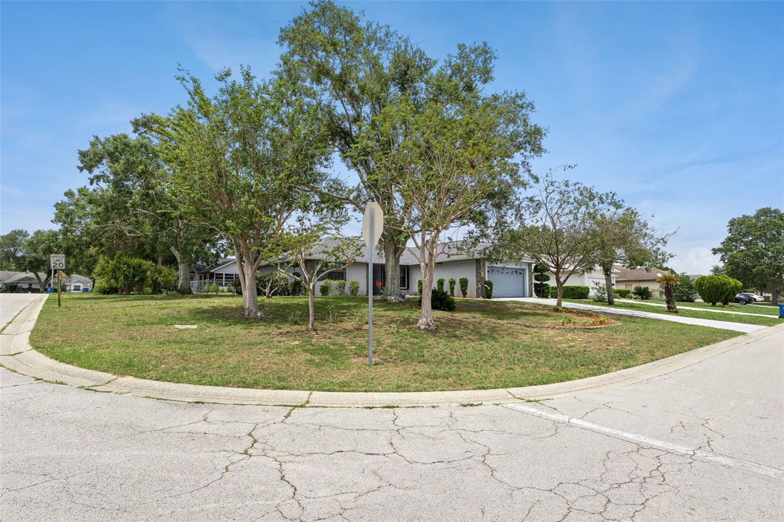 NORTH POINTE PH I - Residential