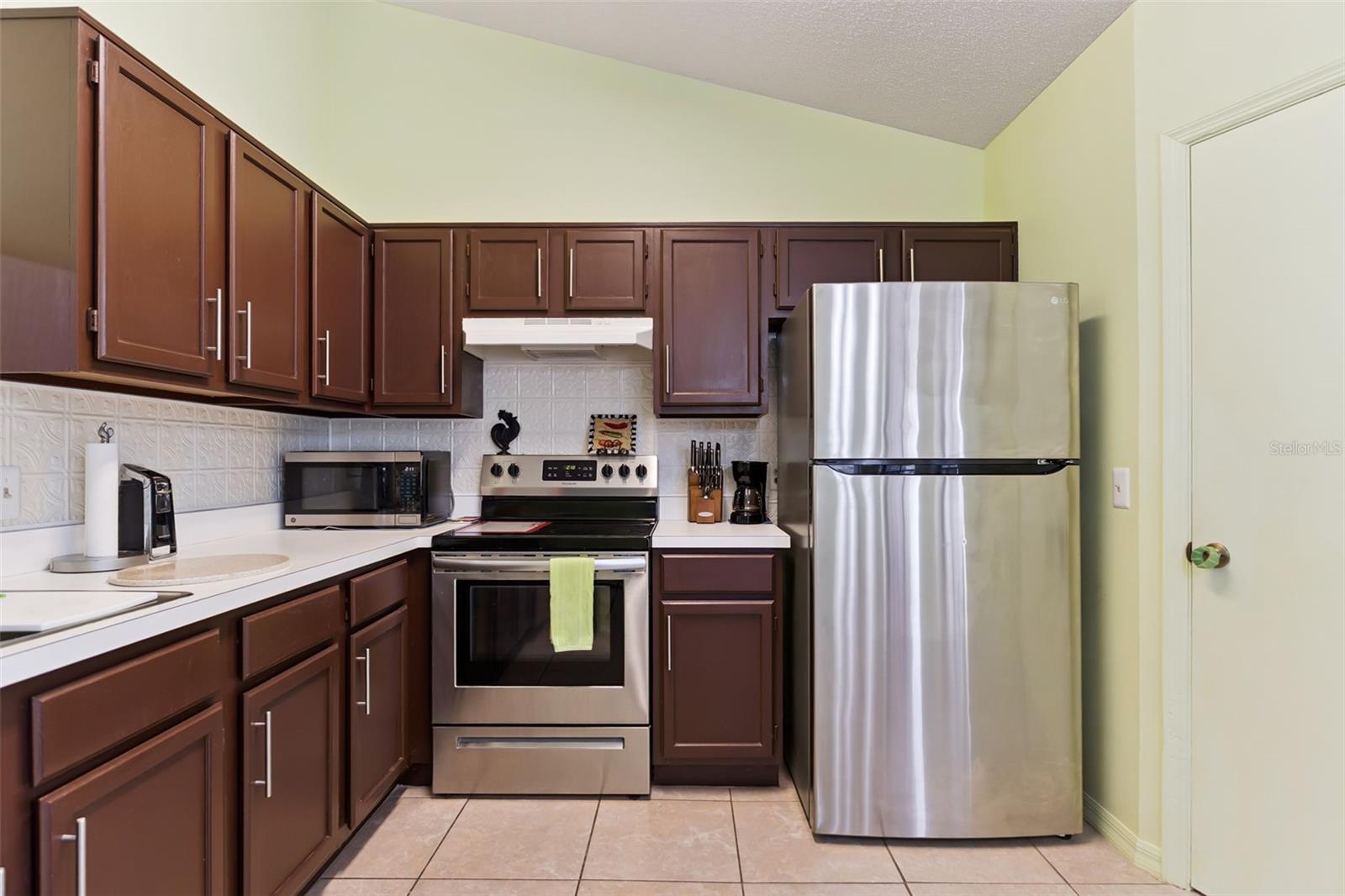 NORTH POINTE PH I - Residential