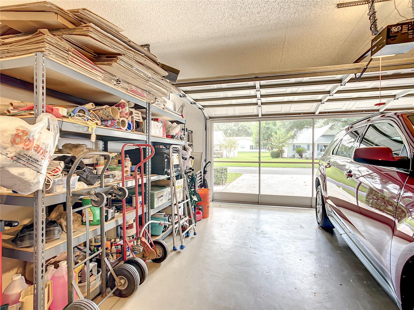 ON TOP OF THE WORLD - Residential