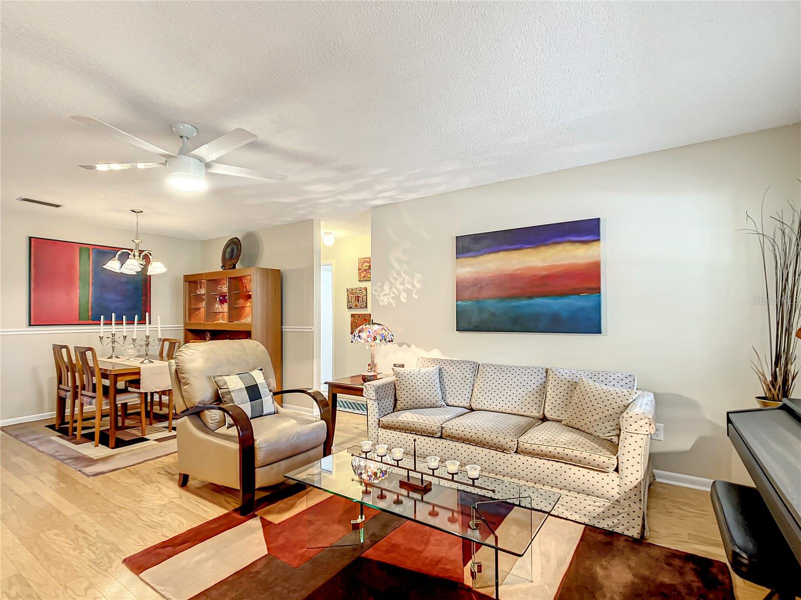 ON TOP OF THE WORLD - Residential