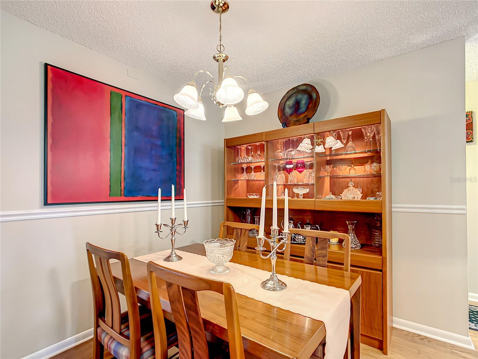 ON TOP OF THE WORLD - Residential