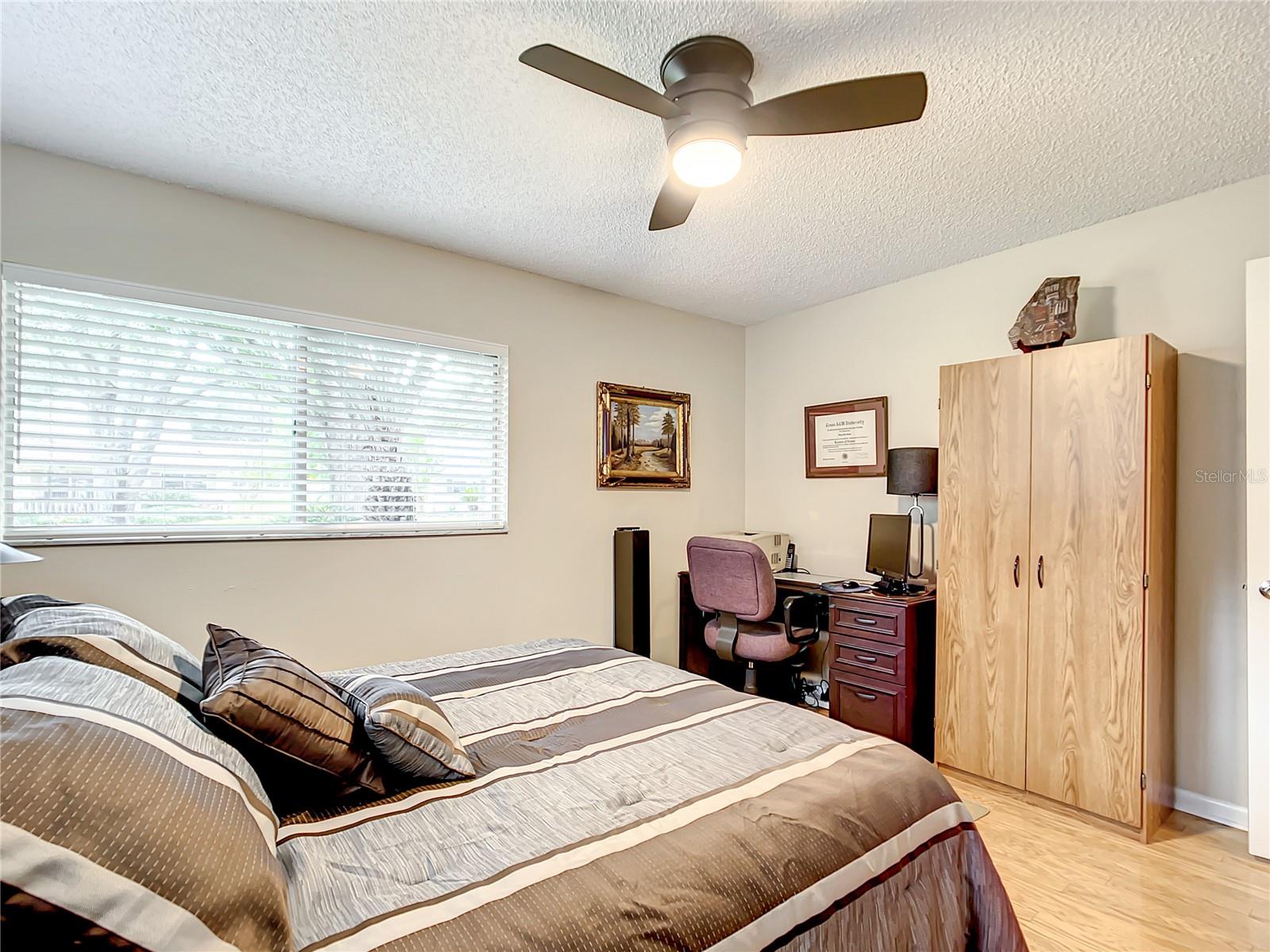 ON TOP OF THE WORLD - Residential