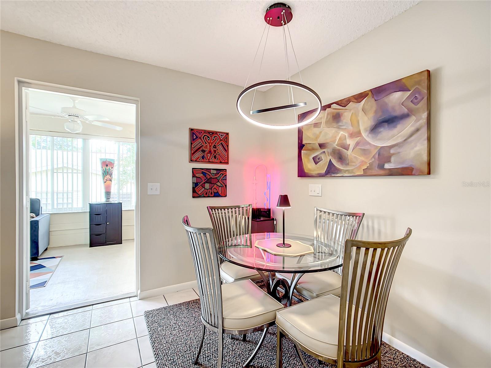 ON TOP OF THE WORLD - Residential