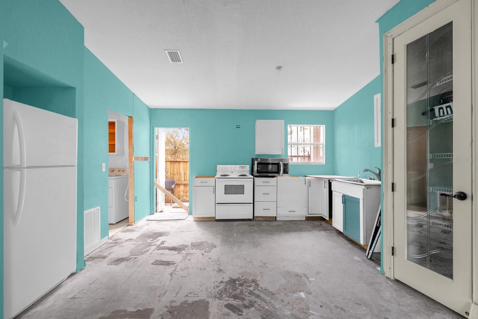 ELLISON PARK SUB - Residential