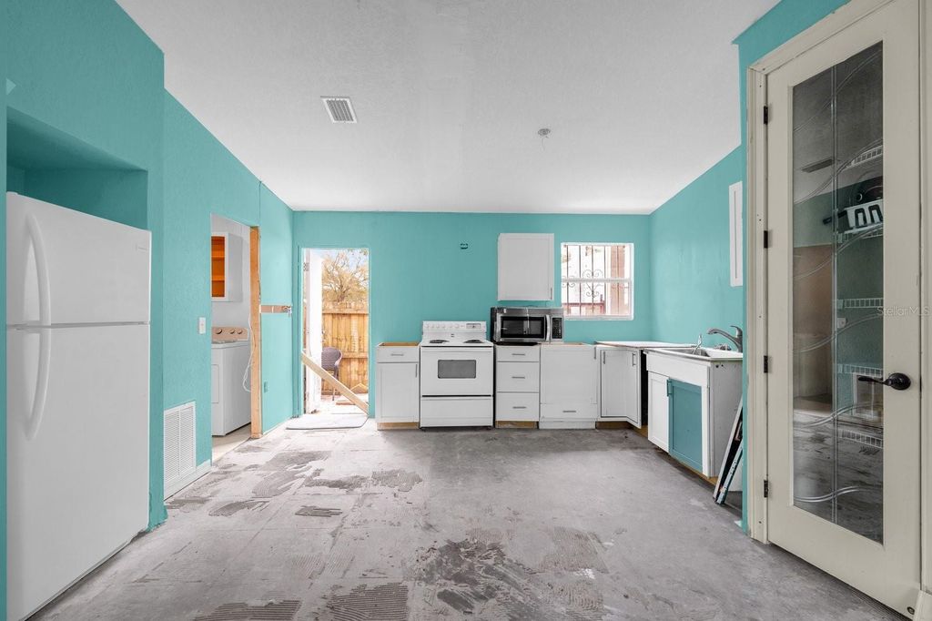 Photo of 514 Ellison Parkway, Haines City, FL 33844 (MLS # O6381747)