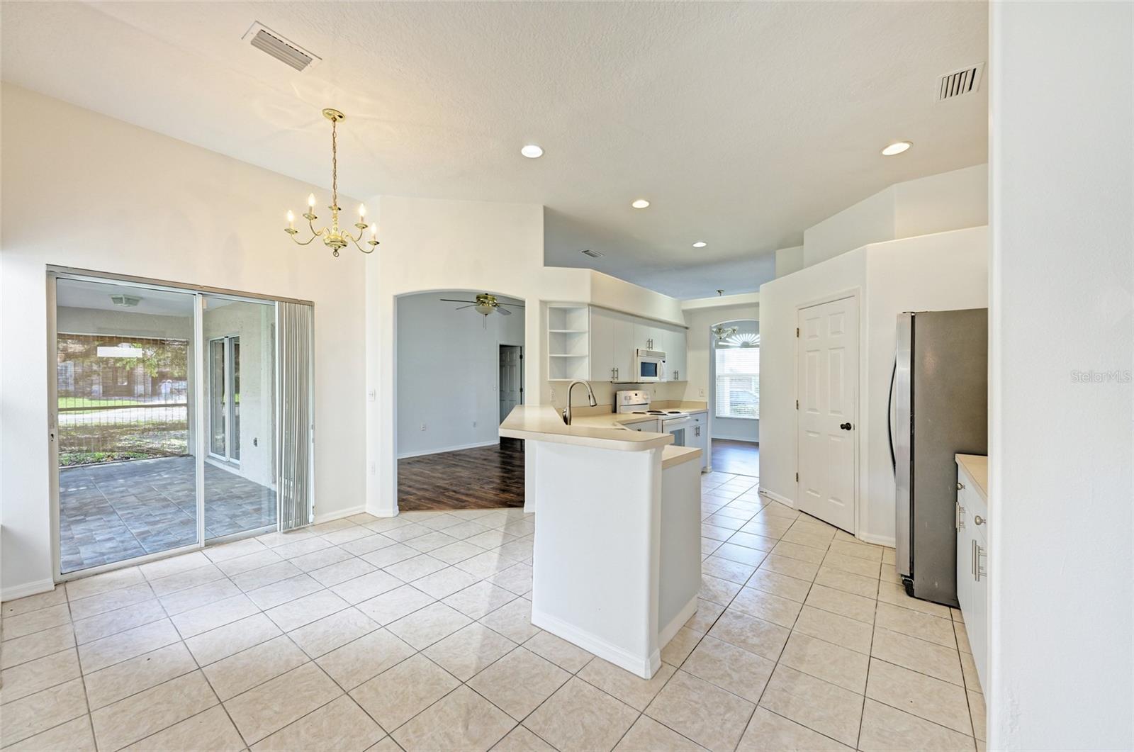 BRIARWOOD - Residential Lease
