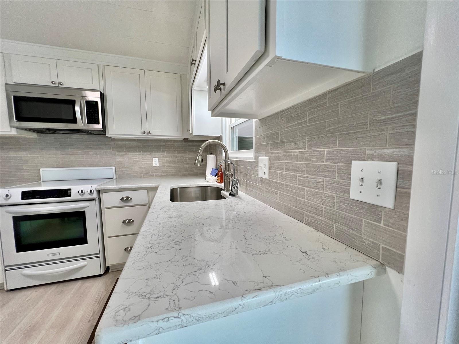 HAWTHORNE AT LEESBURG A COOP - Residential