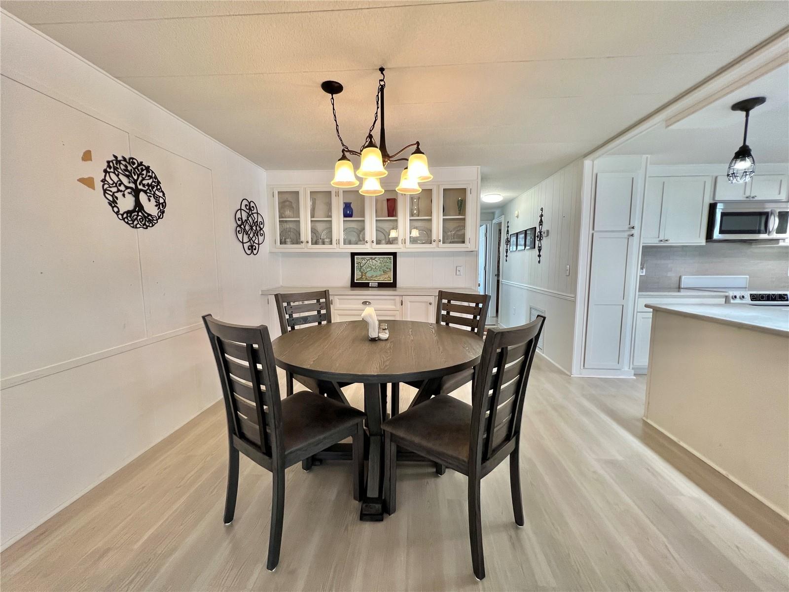 HAWTHORNE AT LEESBURG A COOP - Residential