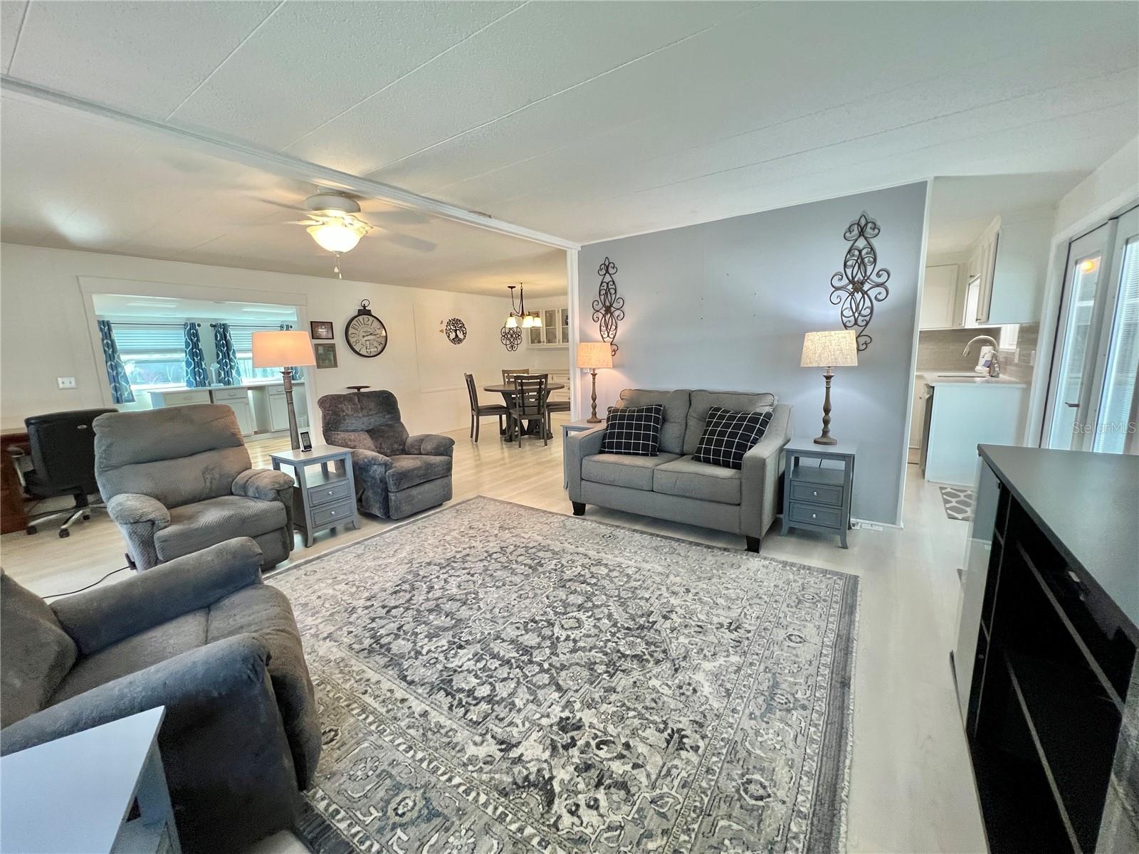 HAWTHORNE AT LEESBURG A COOP - Residential