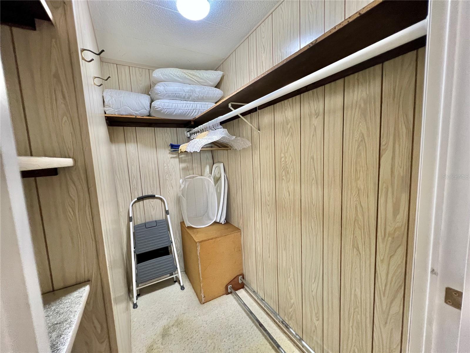 HAWTHORNE AT LEESBURG A COOP - Residential