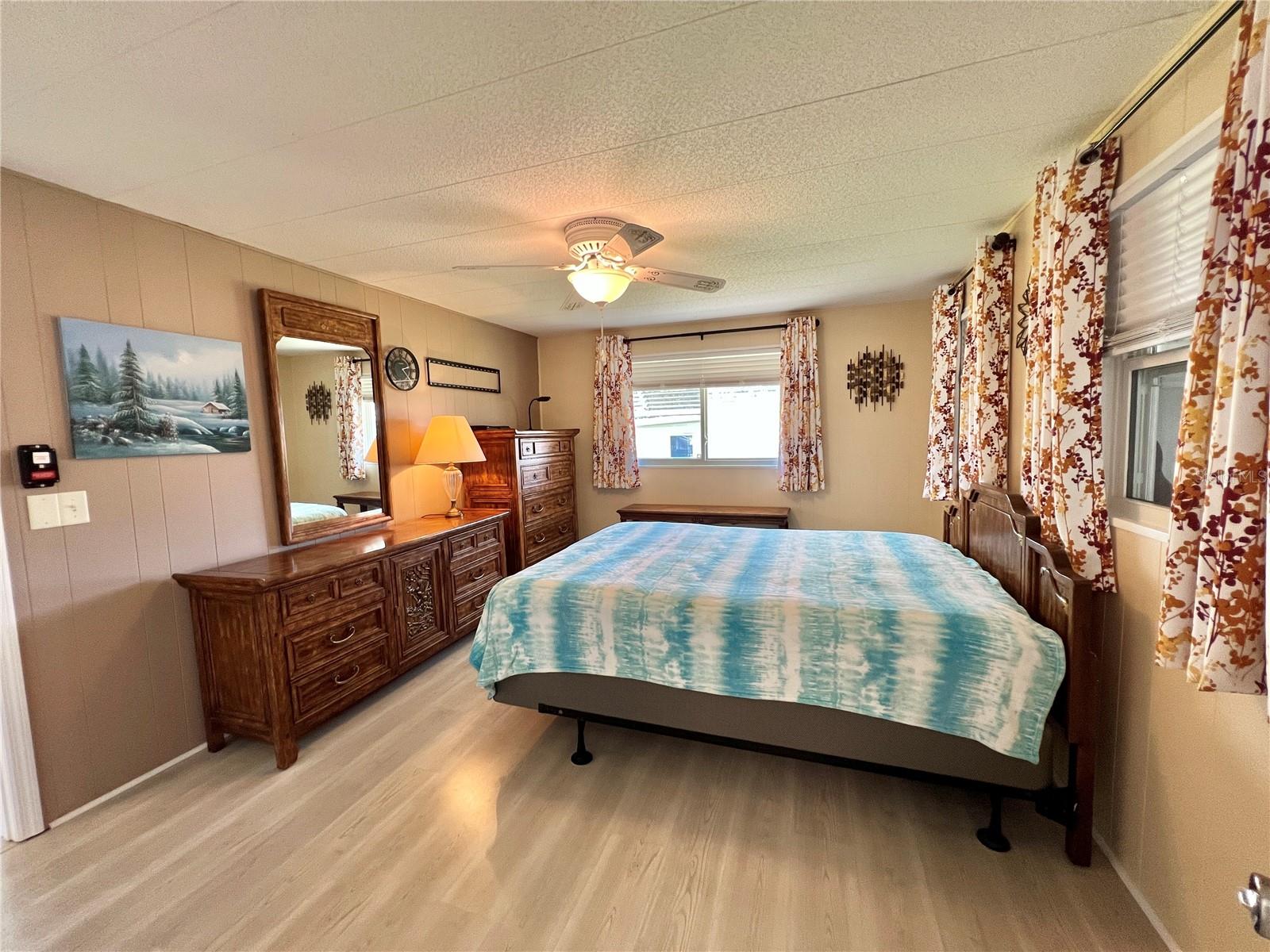 HAWTHORNE AT LEESBURG A COOP - Residential