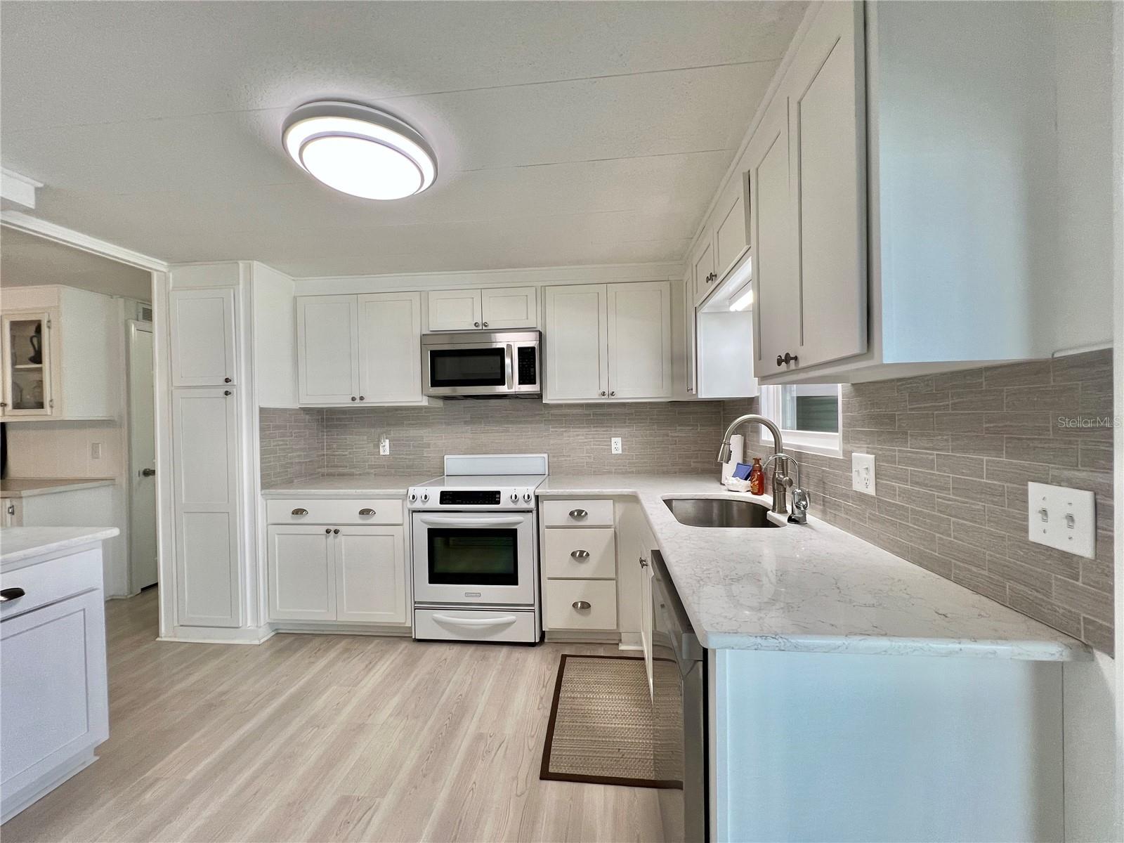 HAWTHORNE AT LEESBURG A COOP - Residential