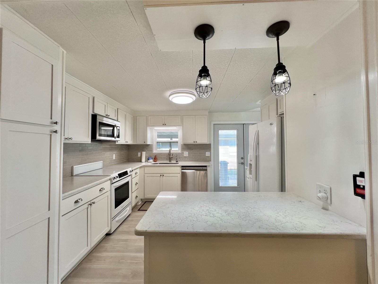 HAWTHORNE AT LEESBURG A COOP - Residential