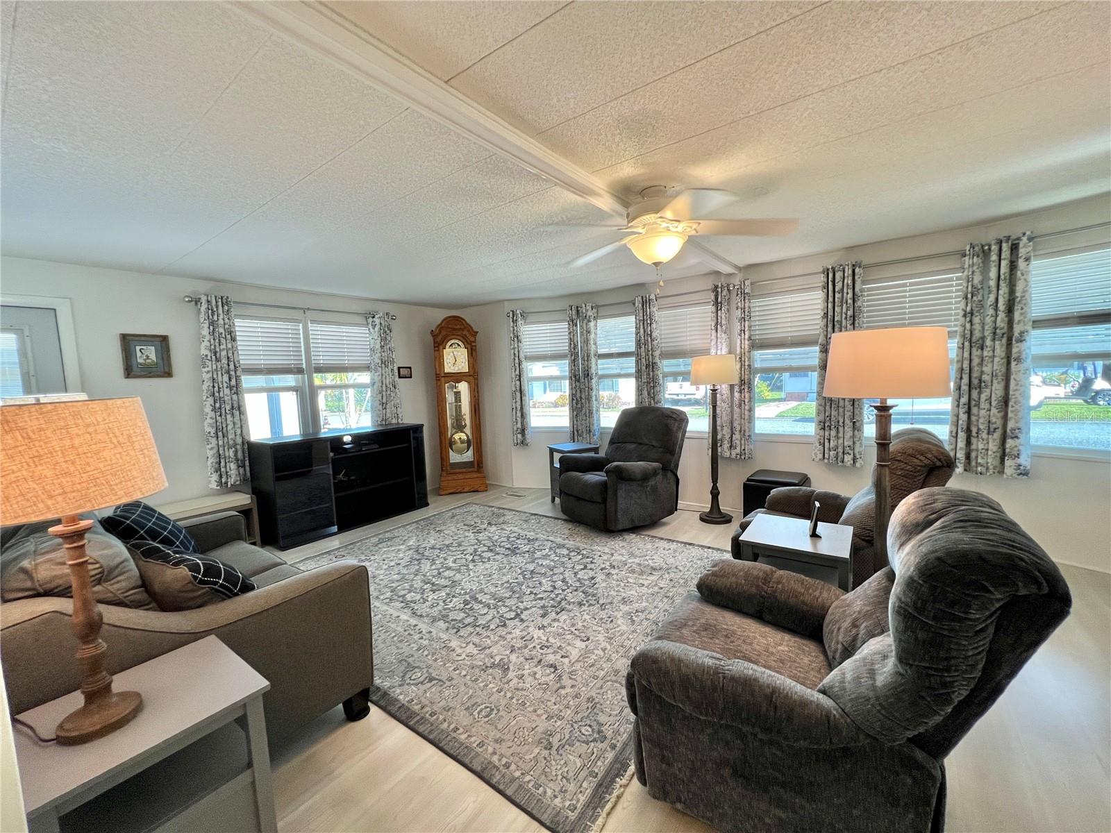 HAWTHORNE AT LEESBURG A COOP - Residential