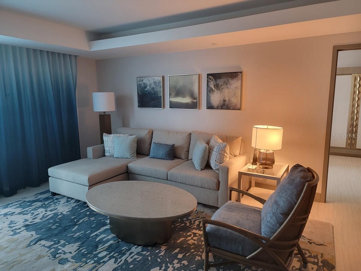 ENCHANTMENT CLEARWATER BEACH HOTEL CONDO - Residential