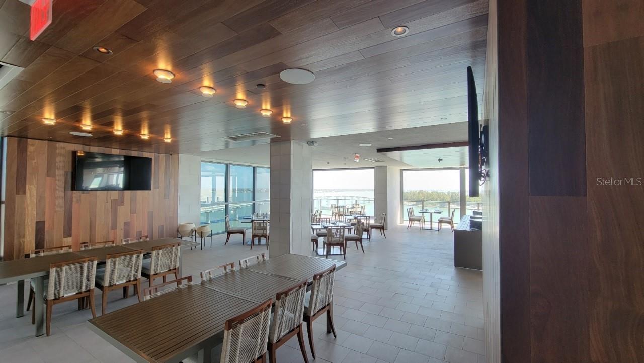 ENCHANTMENT CLEARWATER BEACH HOTEL CONDO - Residential