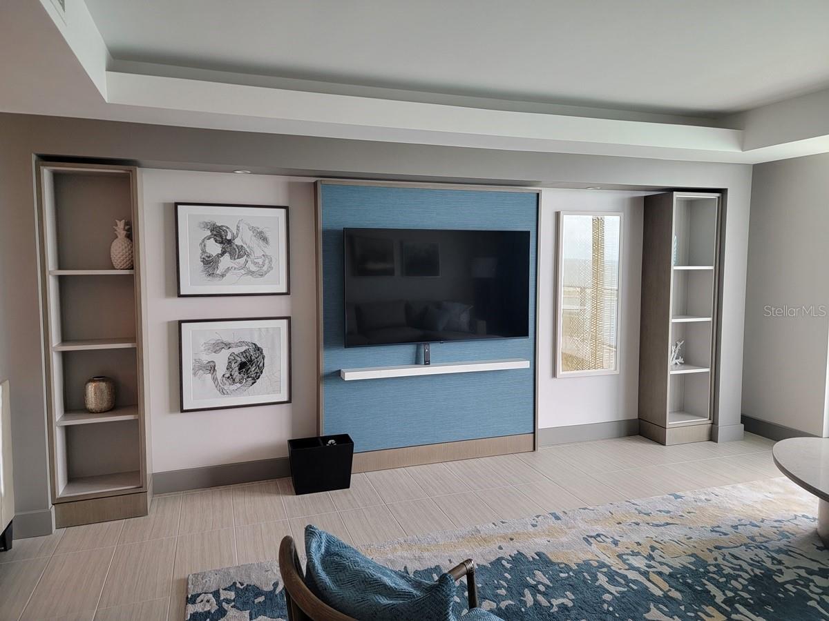 ENCHANTMENT CLEARWATER BEACH HOTEL CONDO - Residential