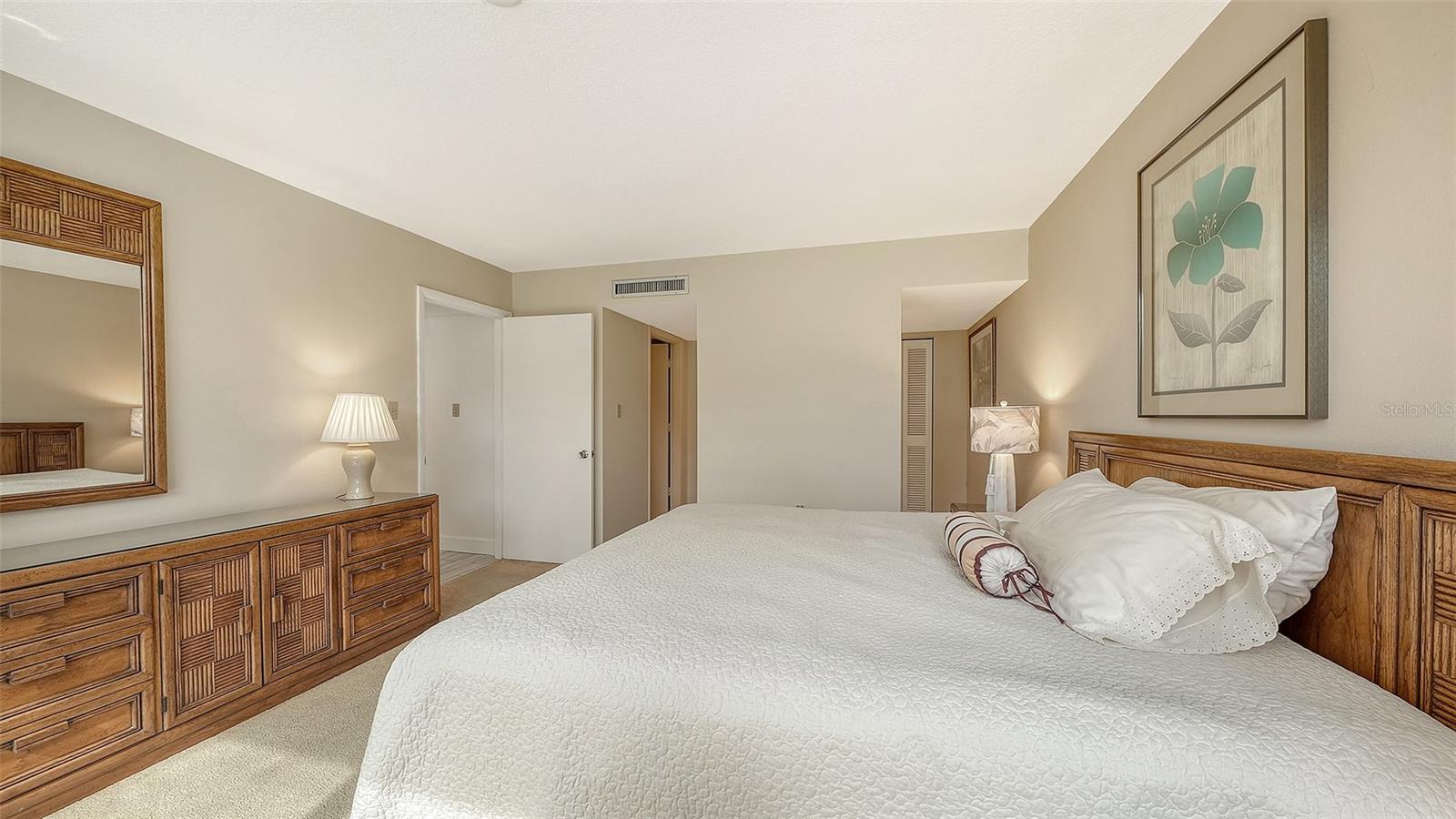 EXCELSIOR BEACH TO BAY 6 - Residential