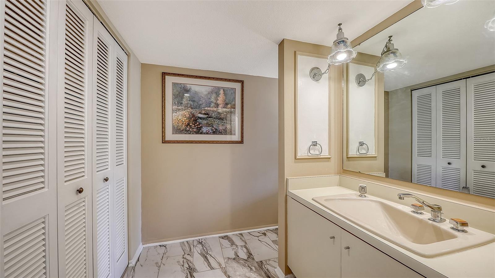 EXCELSIOR BEACH TO BAY 6 - Residential