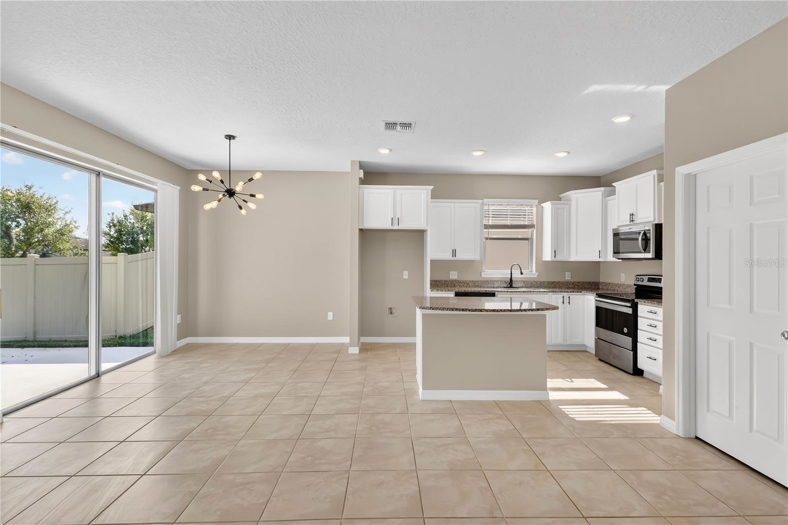 EAGLE MEADOW - Residential