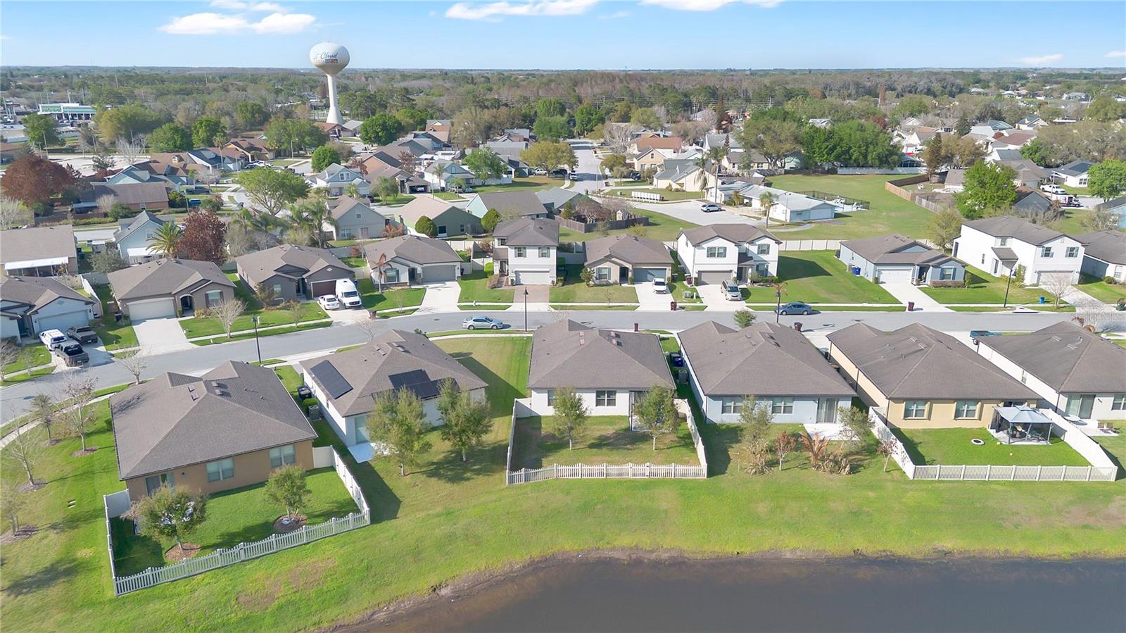 EAGLE MEADOW - Residential