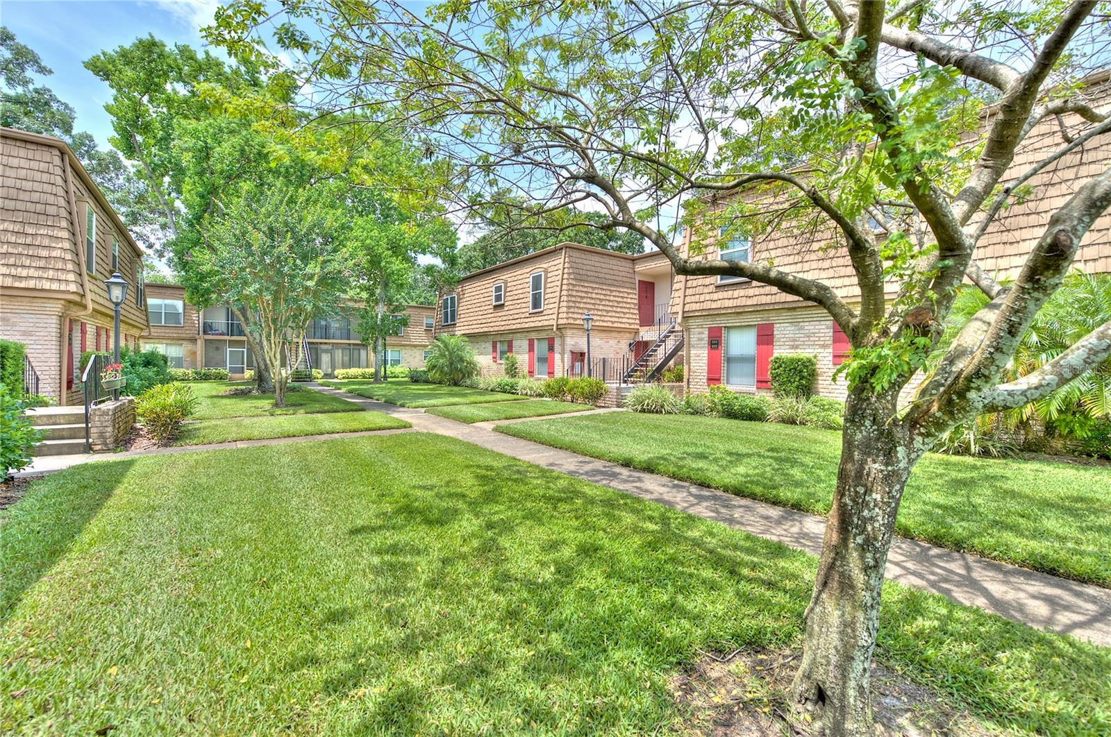 FOUR SEASONS CONDO - Residential