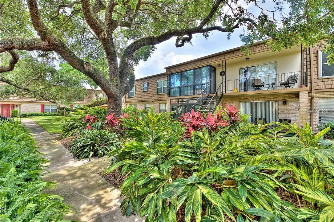 FOUR SEASONS CONDO - Residential