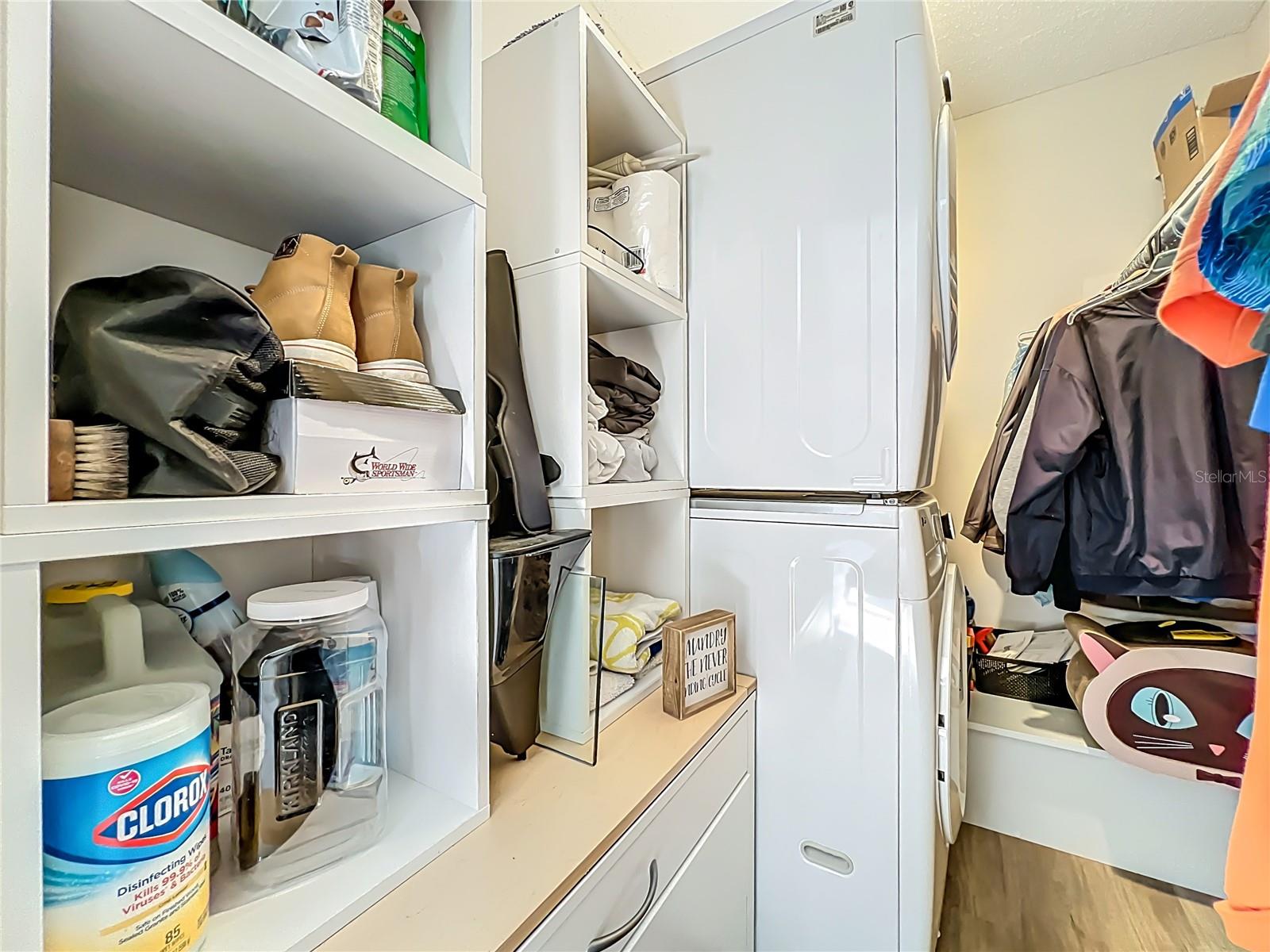 FOUR SEASONS CONDO - Residential