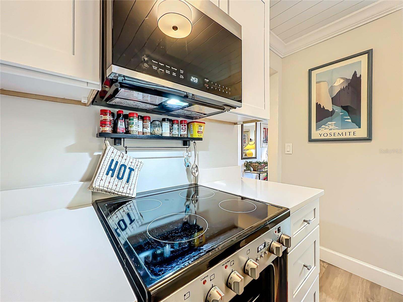 FOUR SEASONS CONDO - Residential