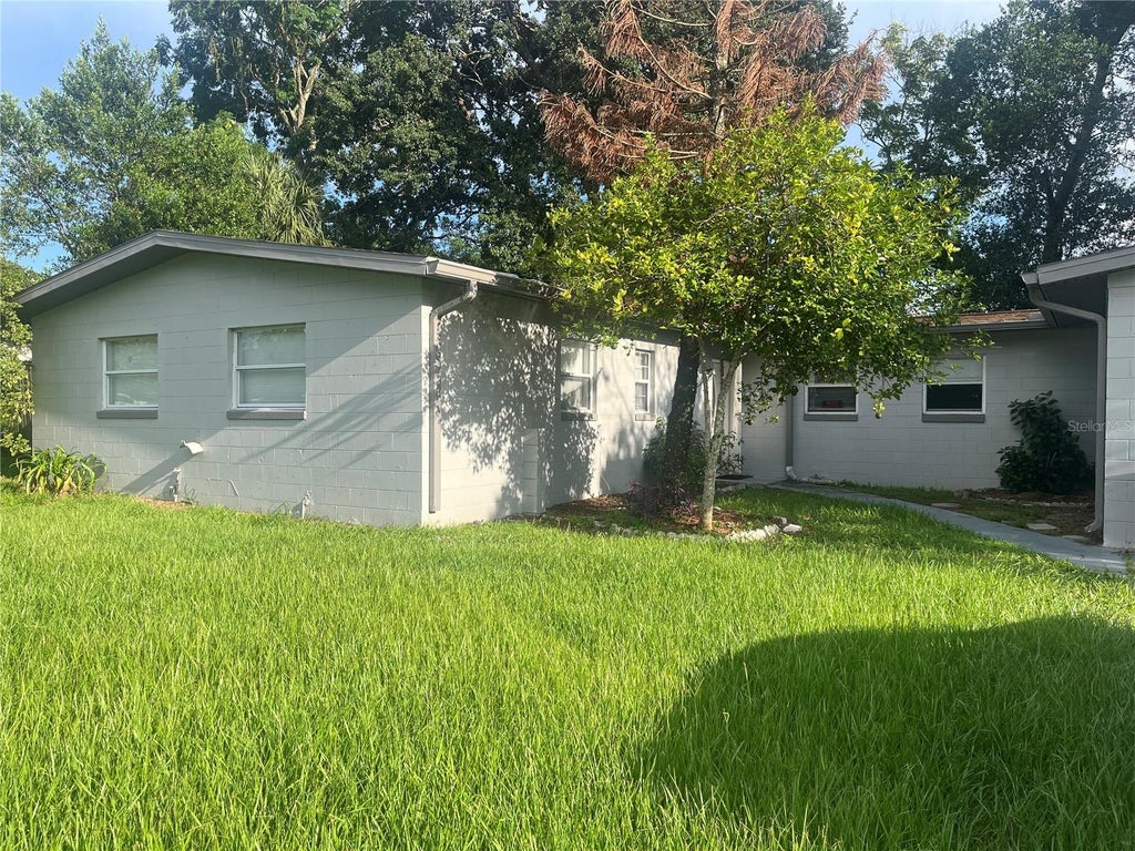 Photo of 3112 Winfield Street, Orlando, FL 32810 (MLS # O6433502)