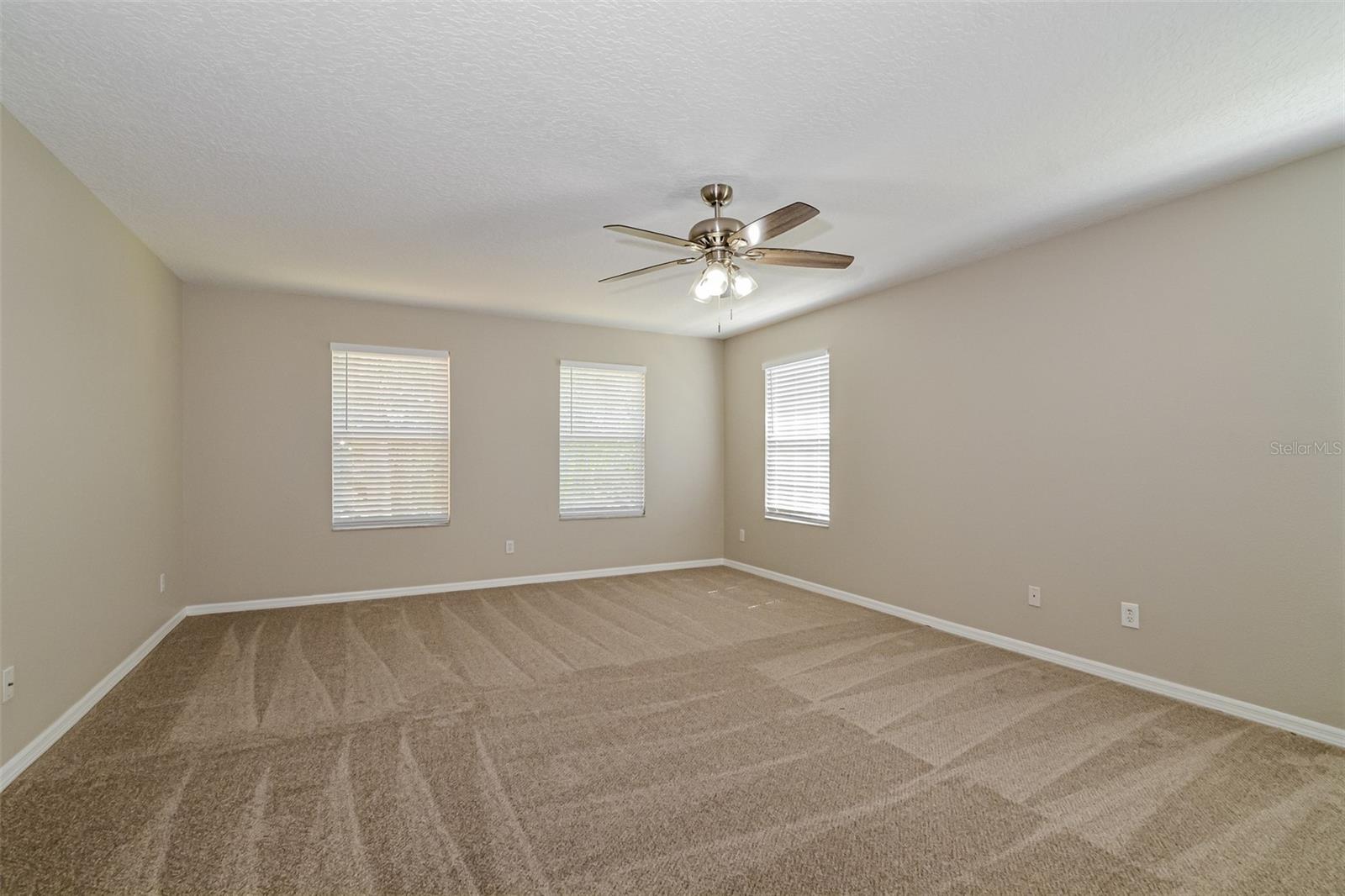 FORESTBROOKE PH 01 Q - Residential