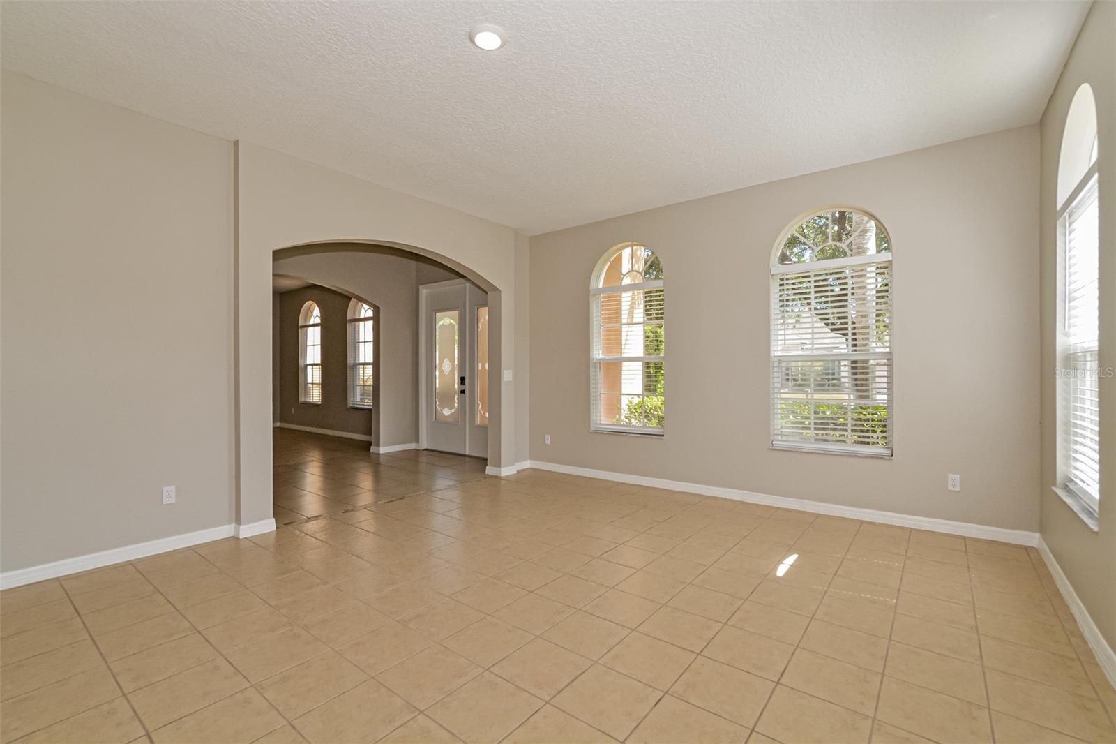 FORESTBROOKE PH 01 Q - Residential