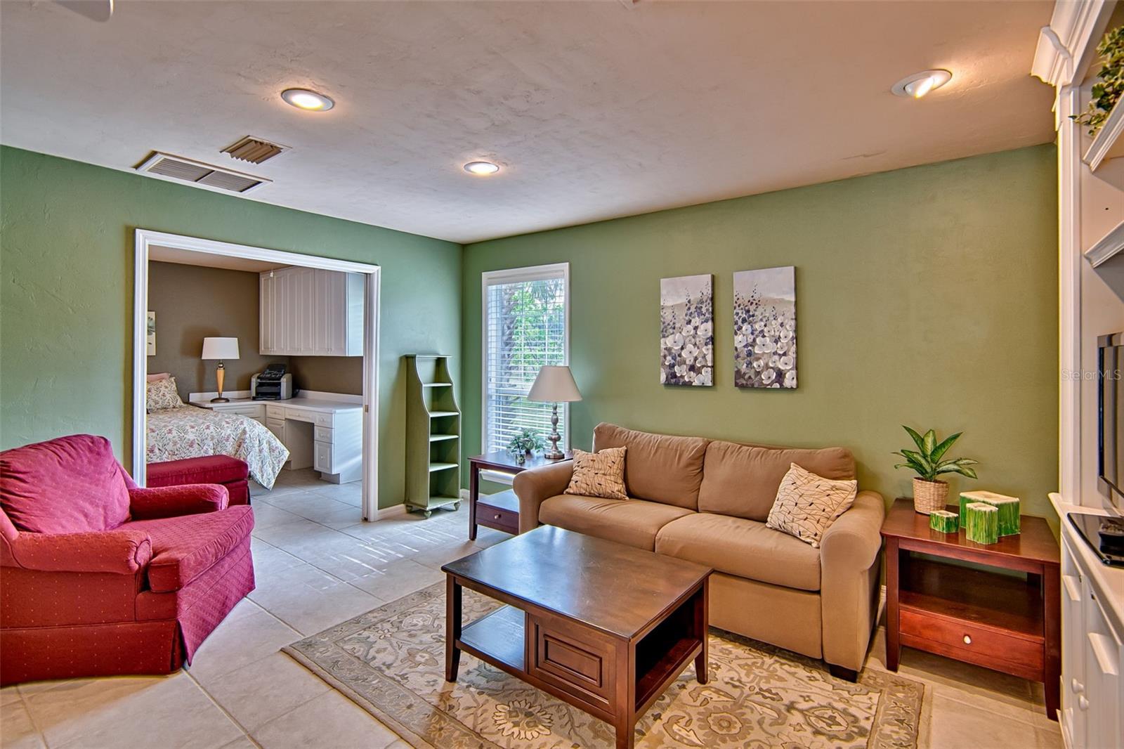 ABBEY GLEN - Residential
