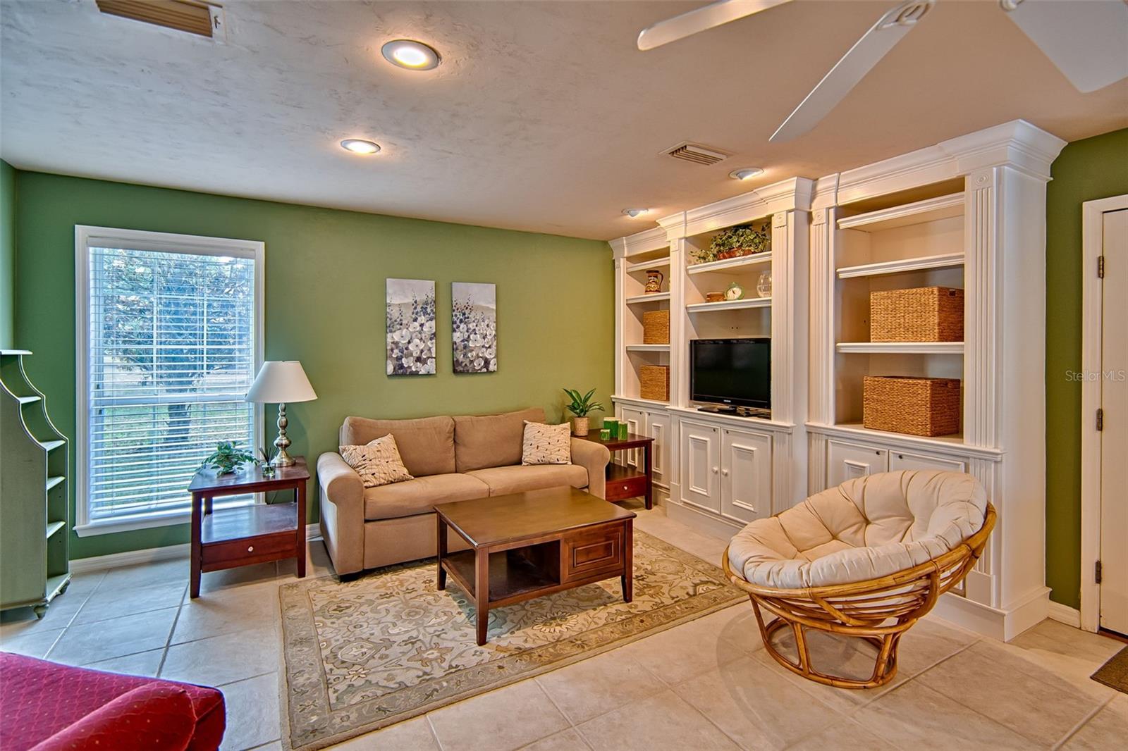ABBEY GLEN - Residential