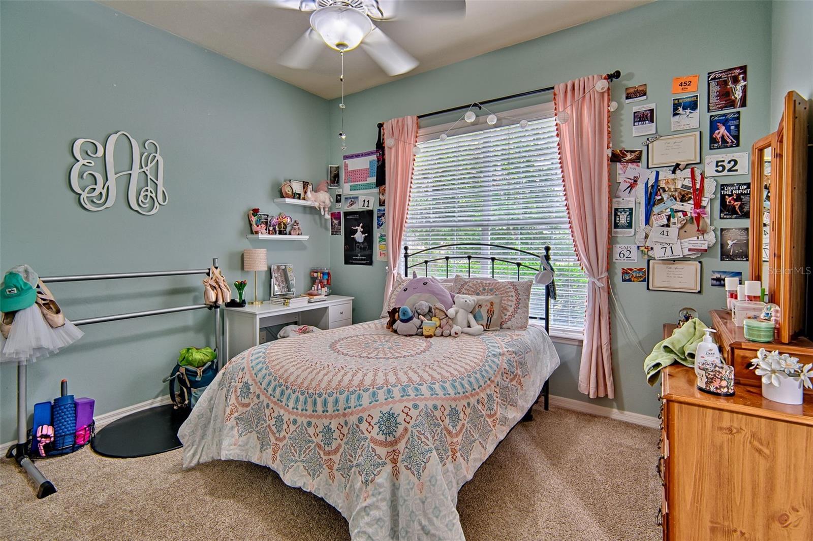 ABBEY GLEN - Residential