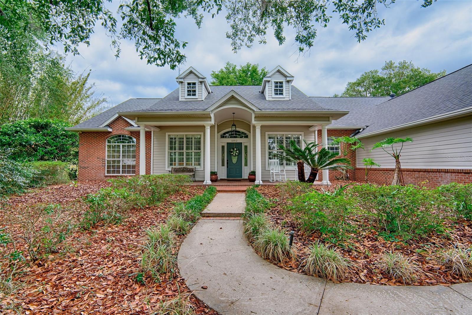 ABBEY GLEN - Residential