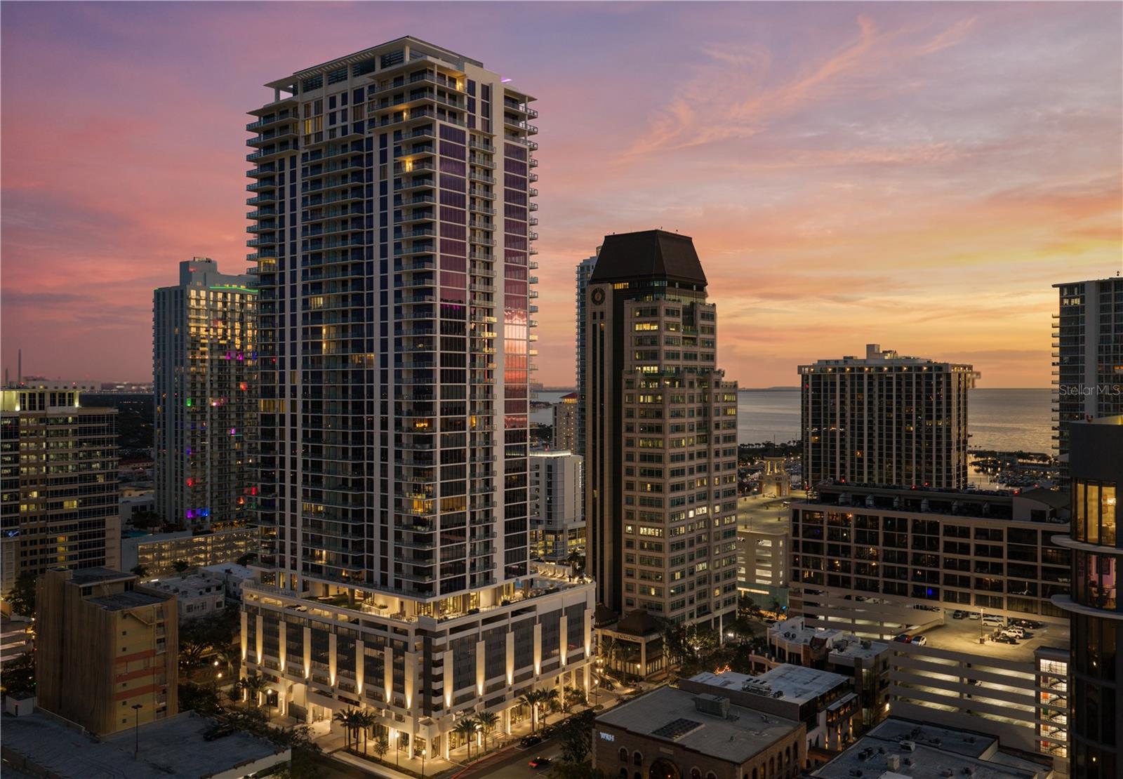 ART HOUSE - Residential