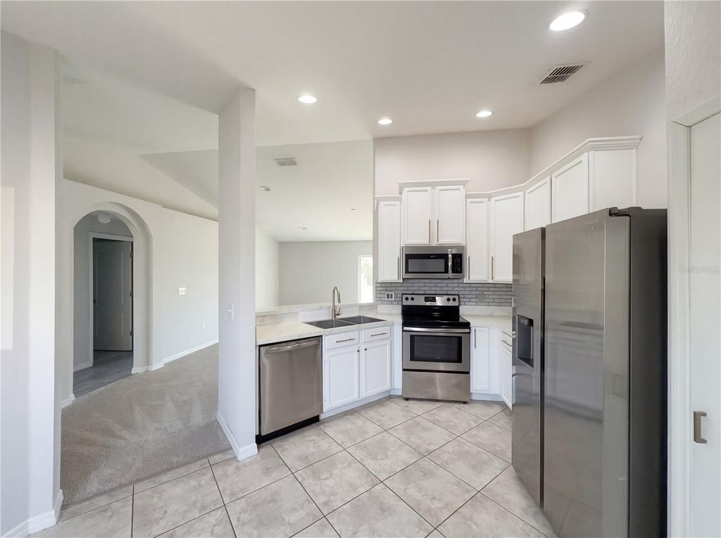 Photo of 264 Hidden Lake Lane, Lake Hamilton, FL 33851 (MLS # O6392954)