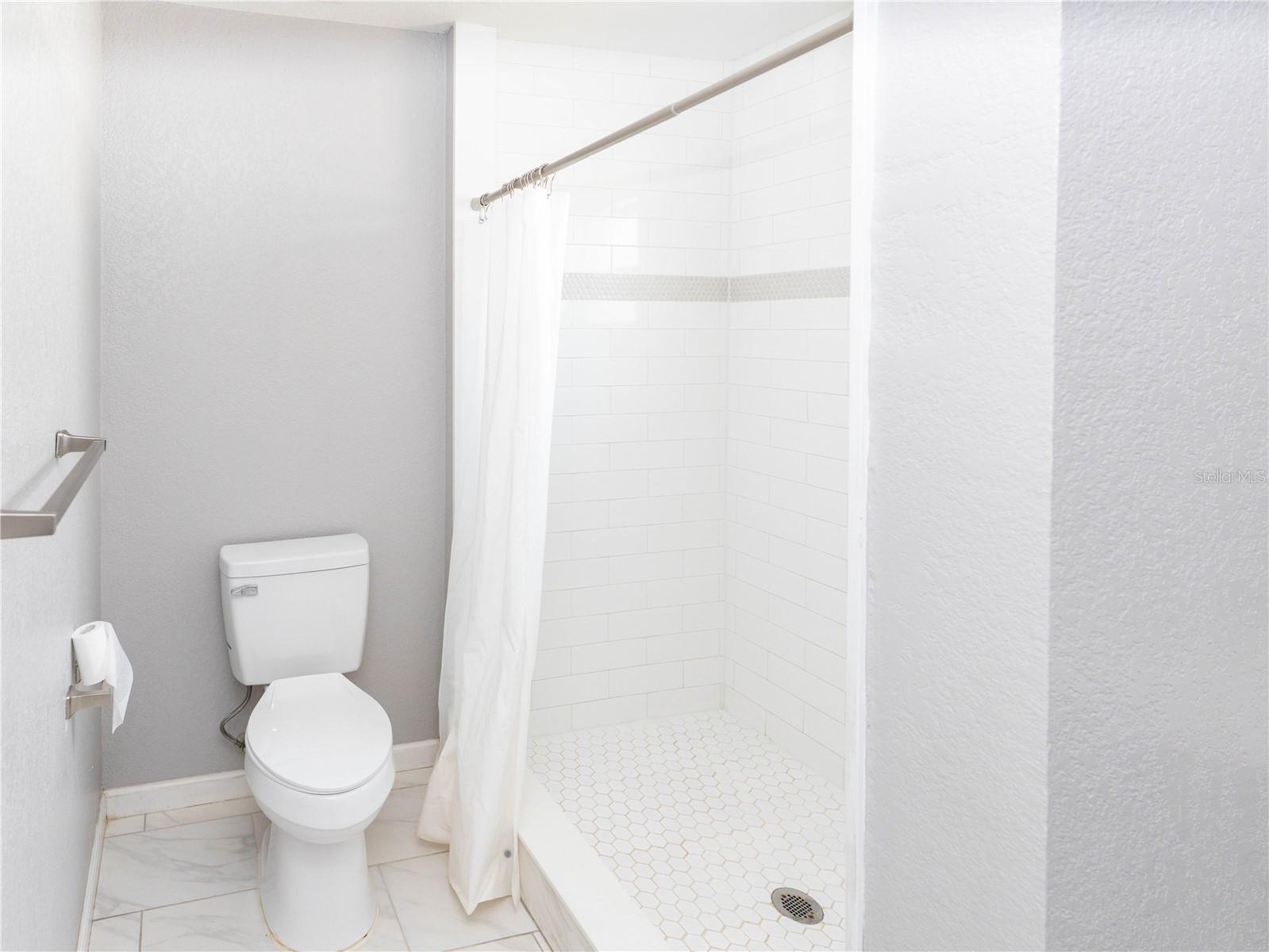 CARY WALTERS SUB - Residential Lease