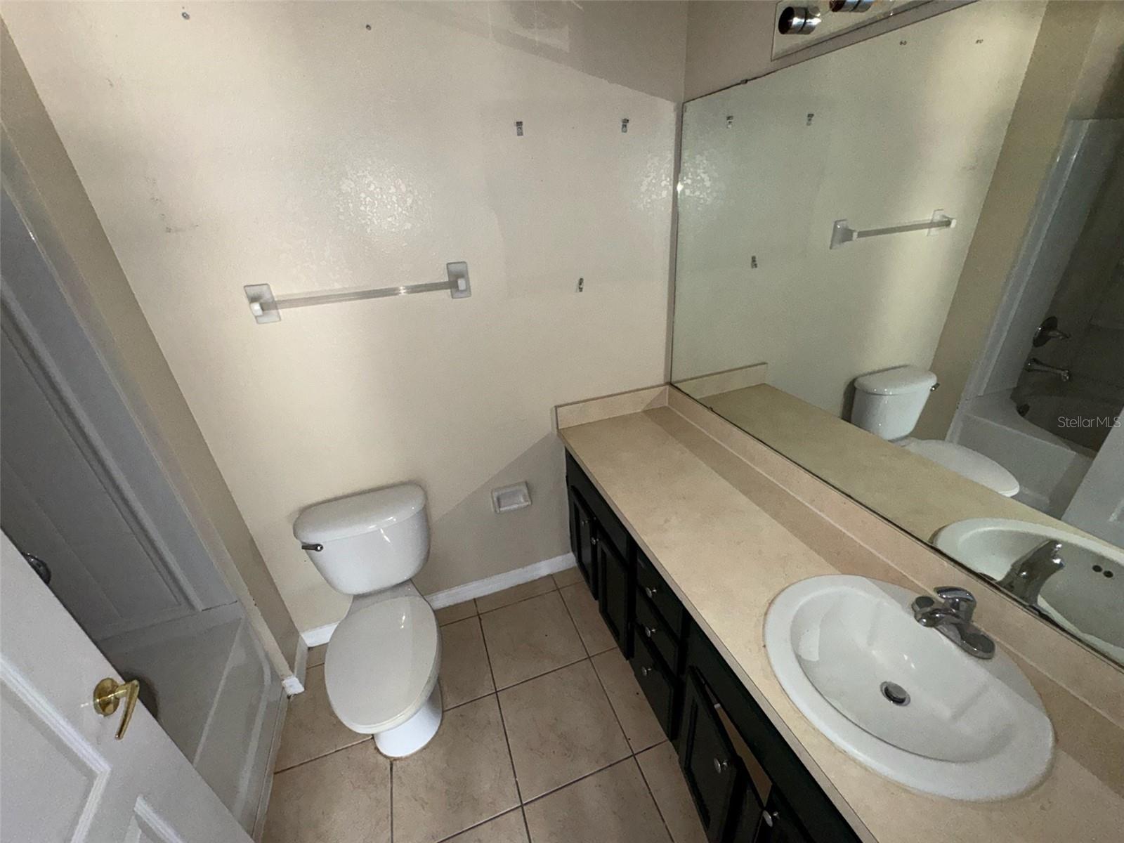 2476 CARAVELLE CIRCLE