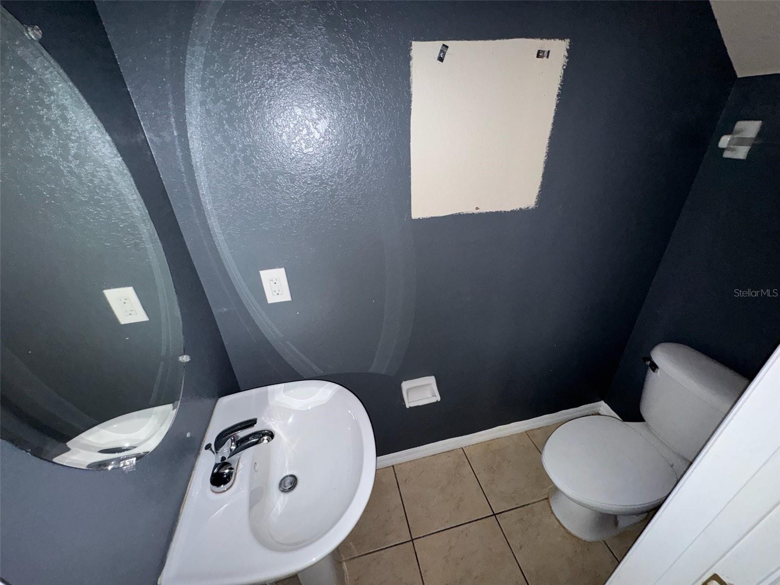 2476 CARAVELLE CIRCLE
