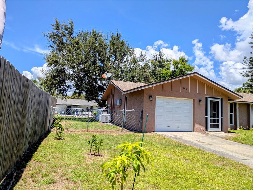 Photo of 508 N Quincy Road, Venice, FL 34293 (MLS # C7513390)